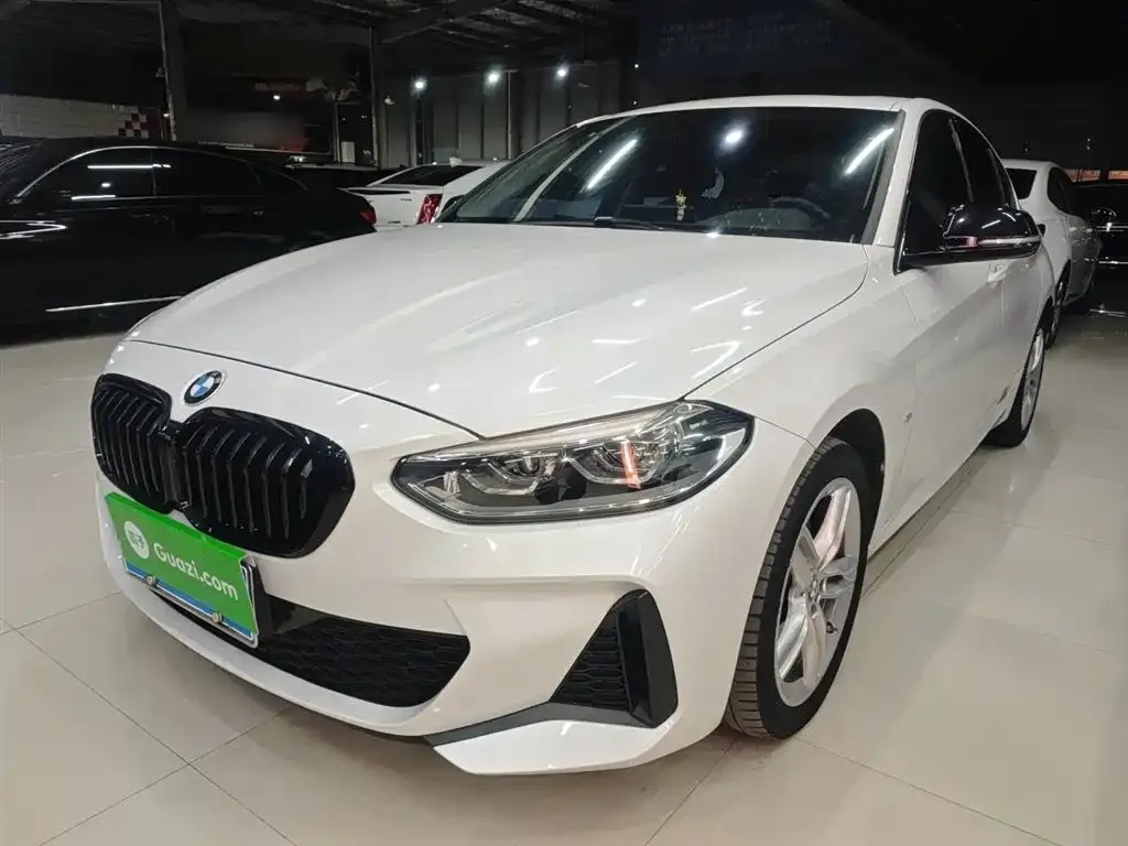 BMW 1 Series 2022 из CN, фото 6