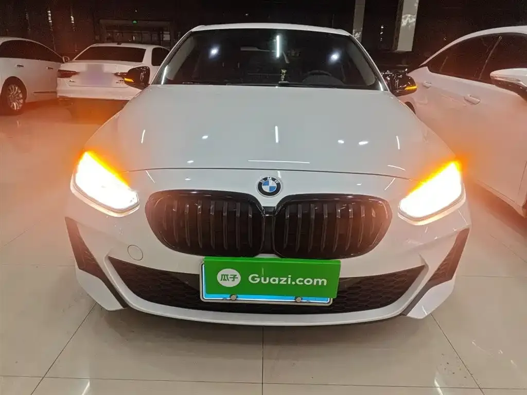 BMW 1 Series 2022 из CN, фото 4