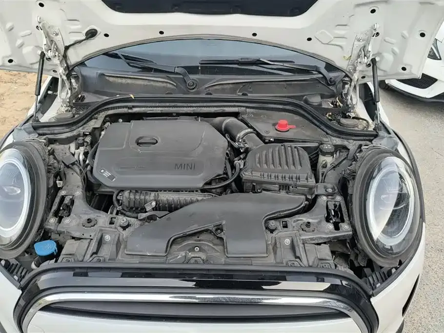 MINI Cooper (3-door) 2023 из CN, фото 10