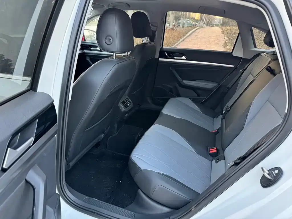 Volkswagen Lavida 2025 из CN, фото 5