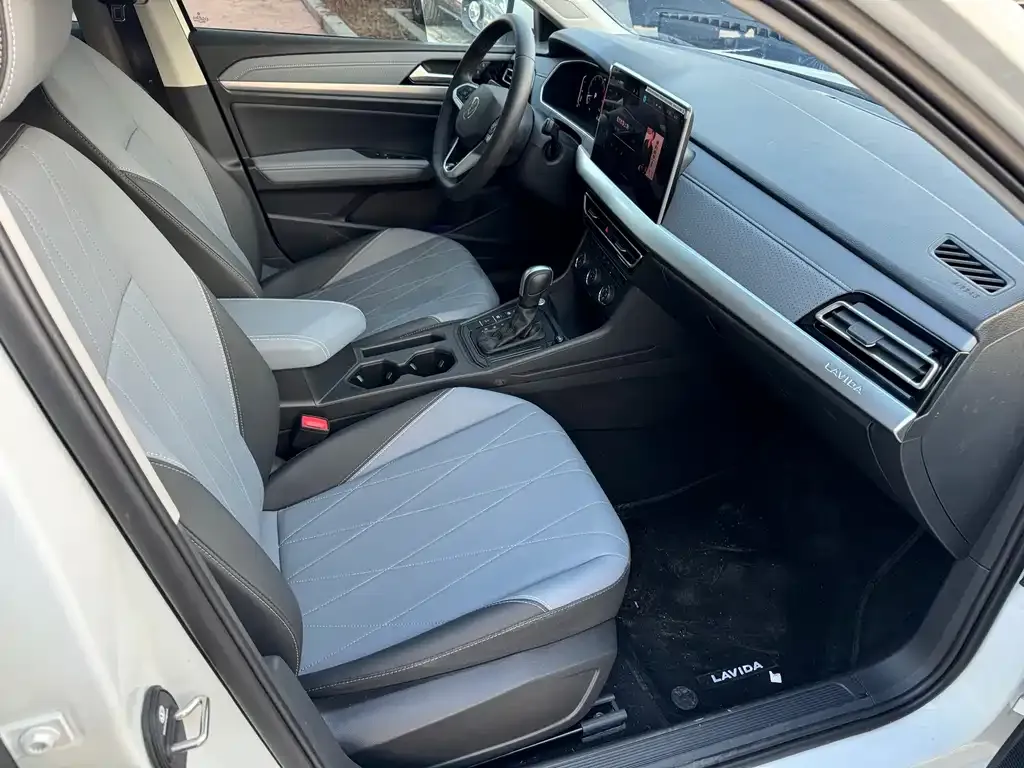 Volkswagen Lavida 2025 из CN, фото 8