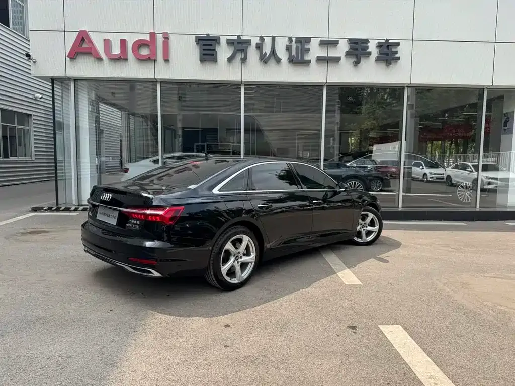 Audi A6L 2024 из CN, фото 9