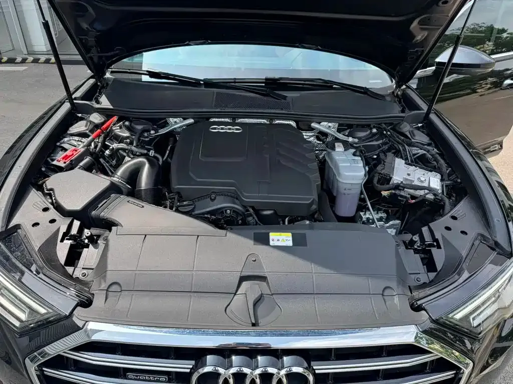 Audi A6L 2024 из CN, фото 8