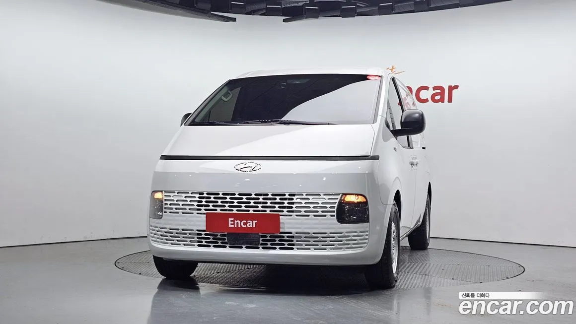 Hyundai Staria — фото 3