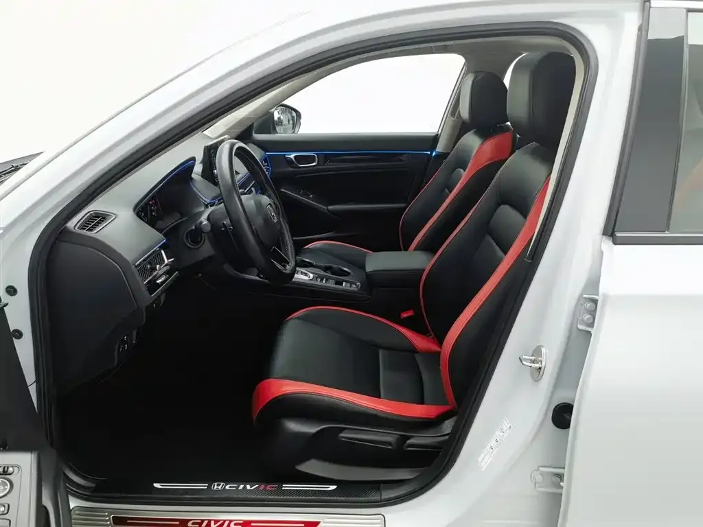 Honda Civic — фото 10