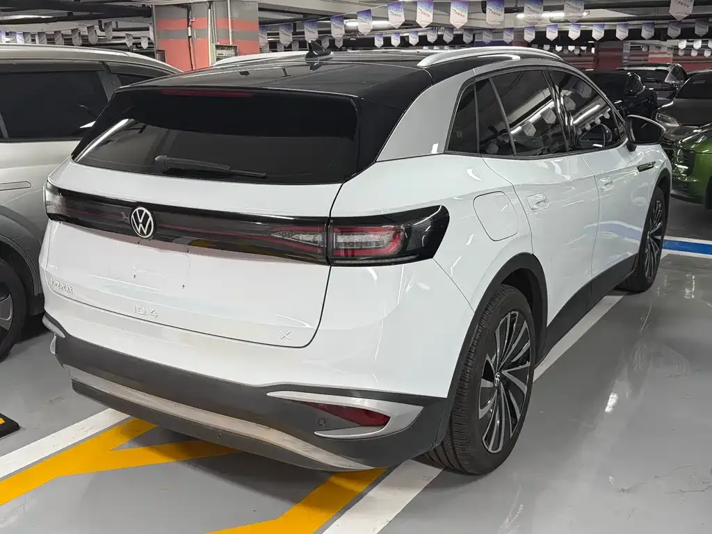 Volkswagen ID.4 X 2023 из CN, фото 10