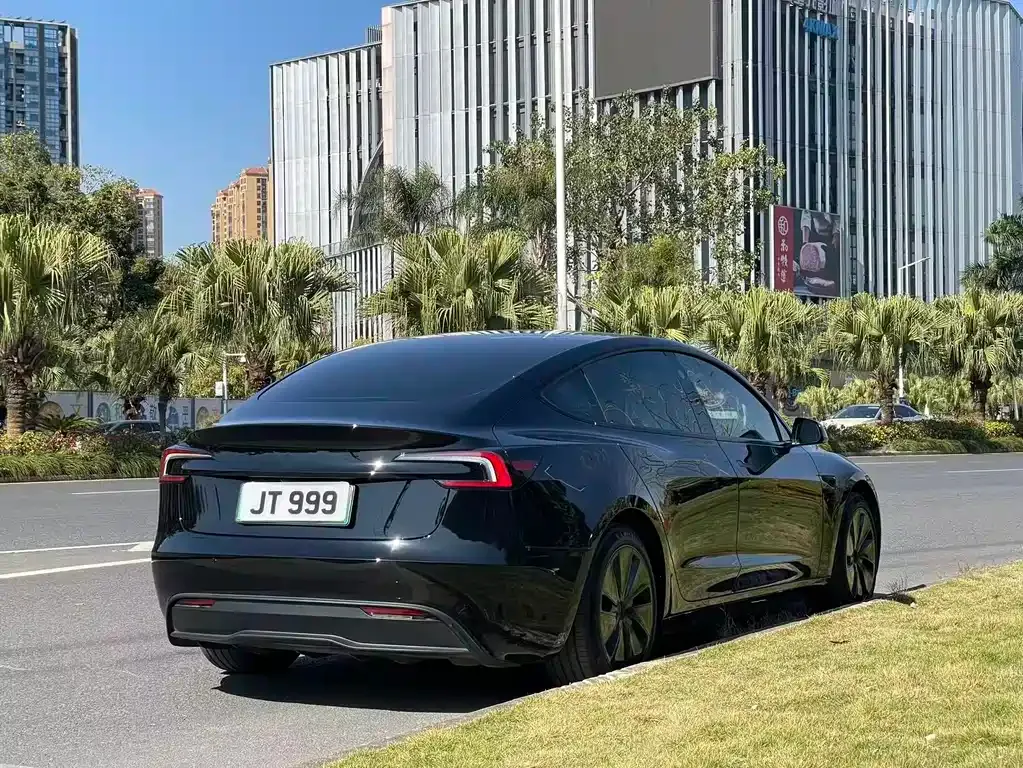 Tesla Model 3 2024 из CN, фото 7