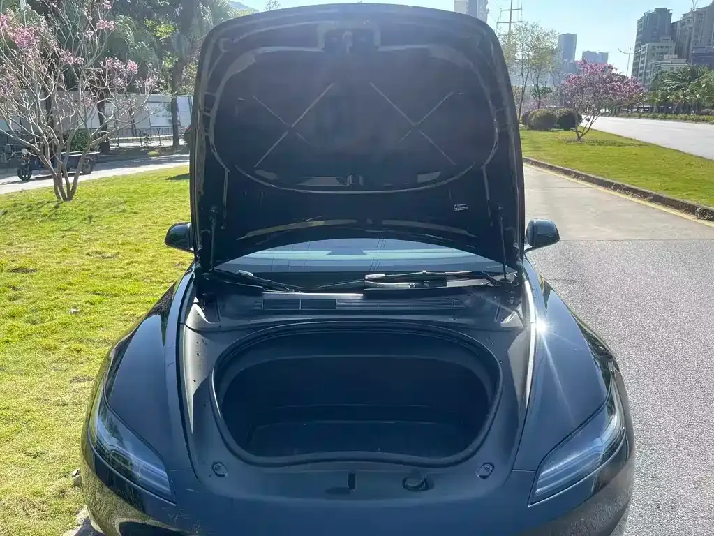 Tesla Model 3 2024 из CN, фото 9