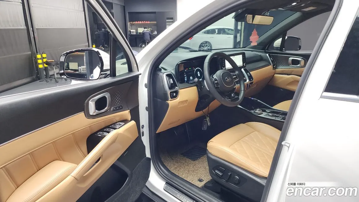 Kia Sorento — фото 10