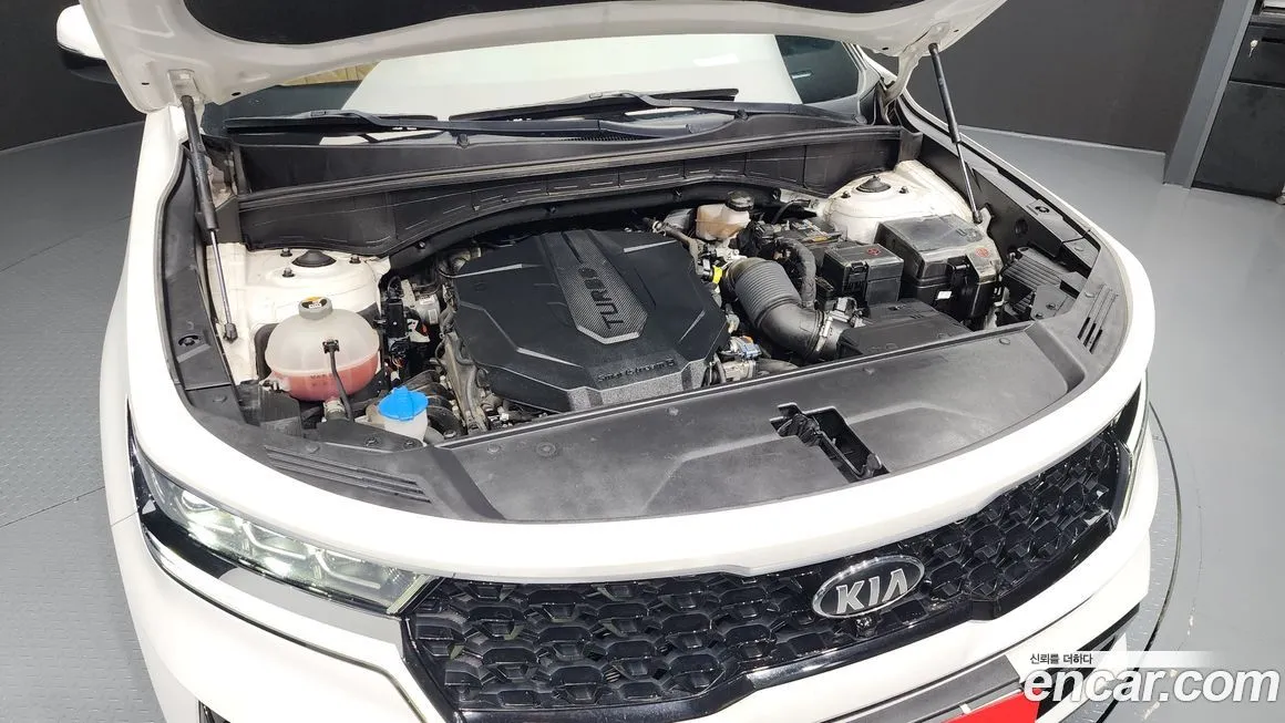 Kia Sorento — фото 6