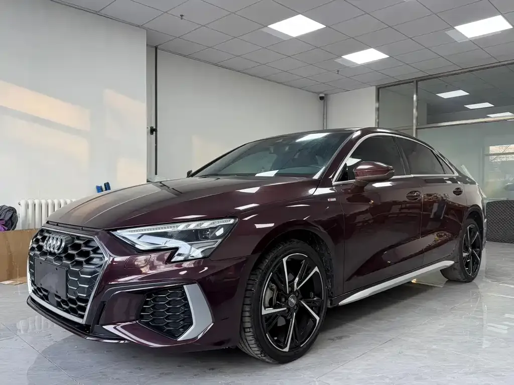 Audi A3 2021 из CN, фото 1