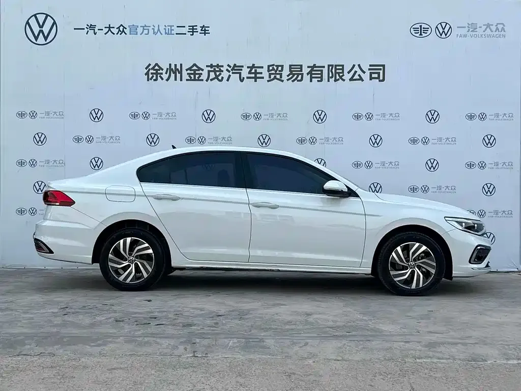 Volkswagen Bora 2024 из CN, фото 5