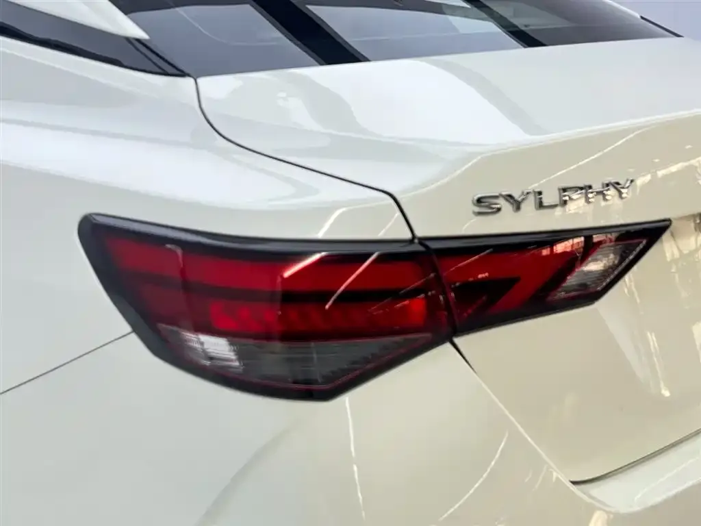 Nissan Sylphy 2023 из CN, фото 10