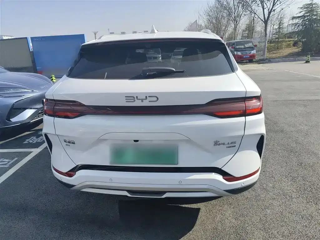 BYD PLUS New Energy — фото 9