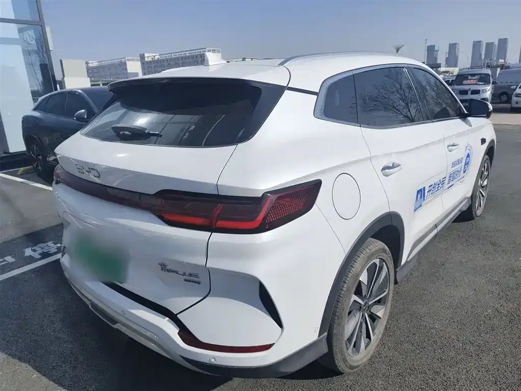 BYD PLUS New Energy — фото 4