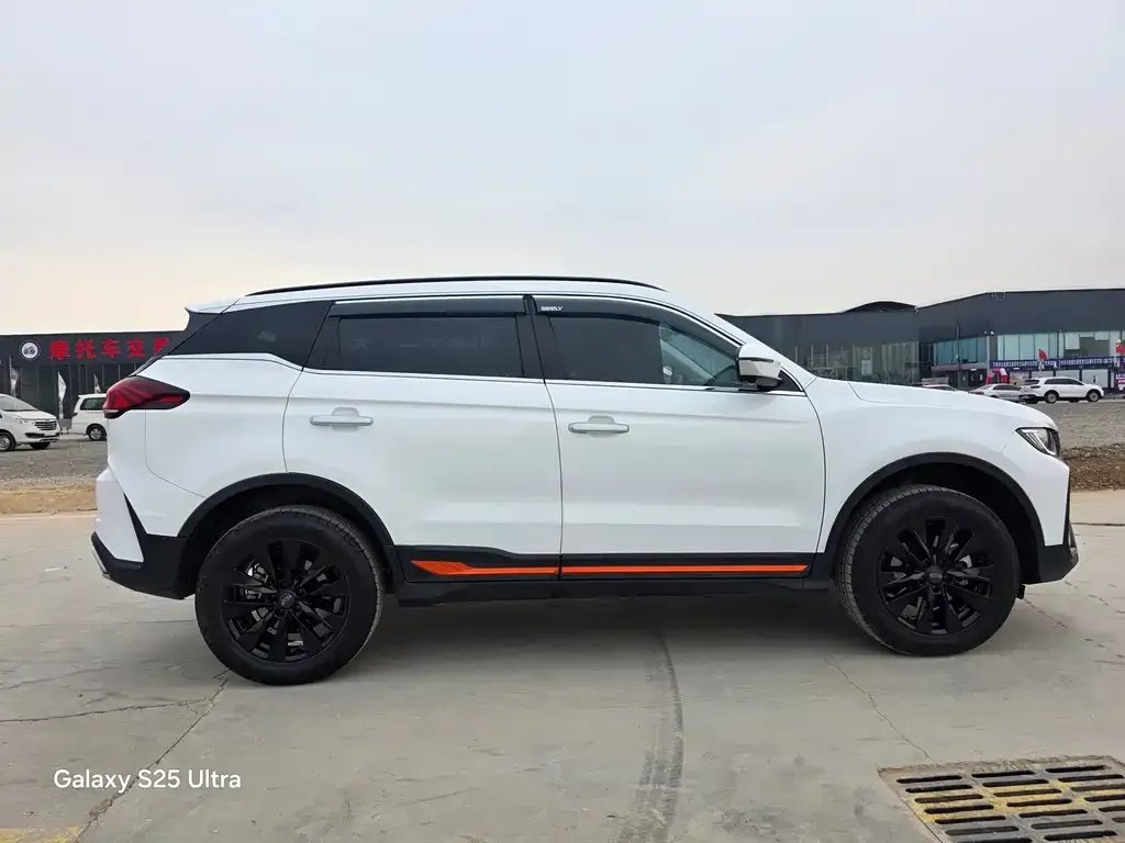 Geely Boyue 2021 из CN, фото 2