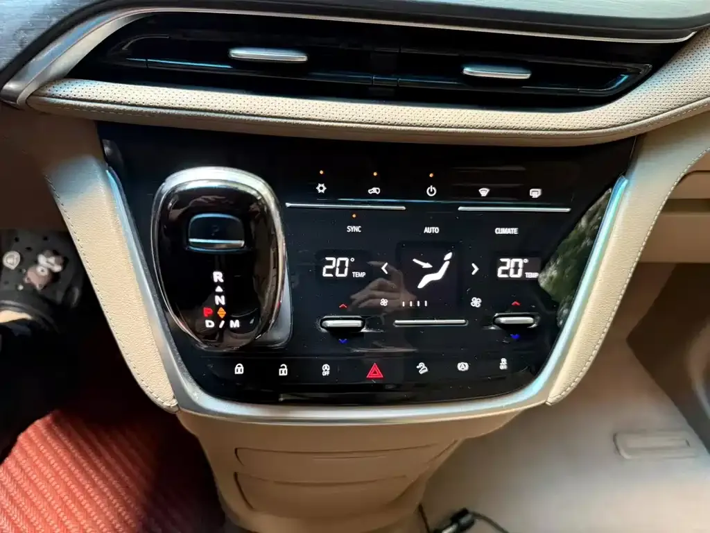 Buick GL8 2021 из CN, фото 3