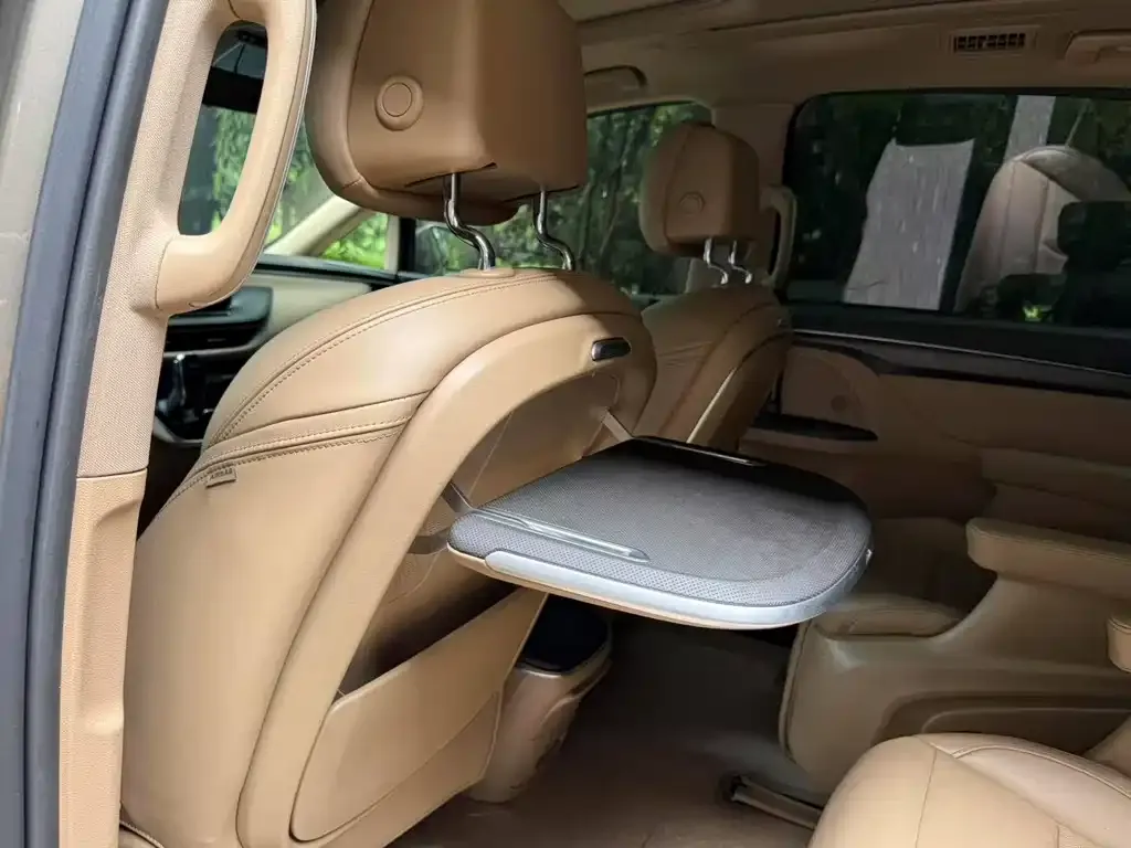 Buick GL8 2021 из CN, фото 4