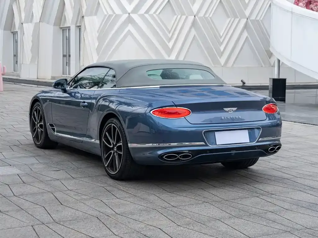 Bentley Continental 2021 из CN, фото 9