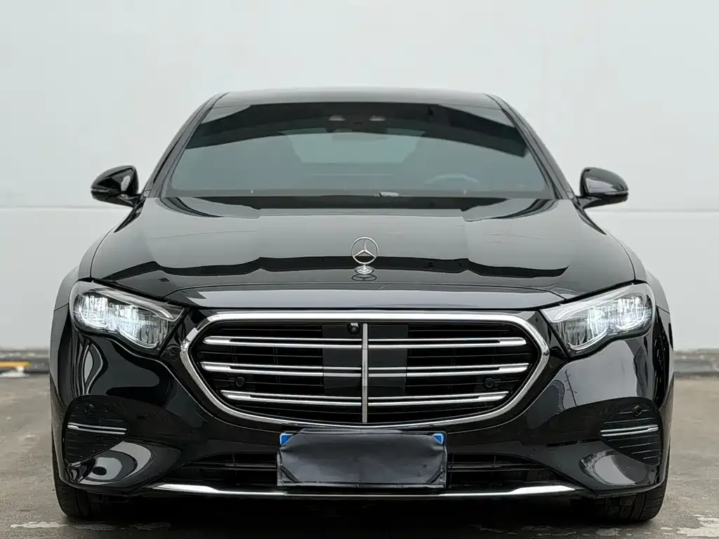 Mercedes-Benz E-Class 2025 из CN, фото 1