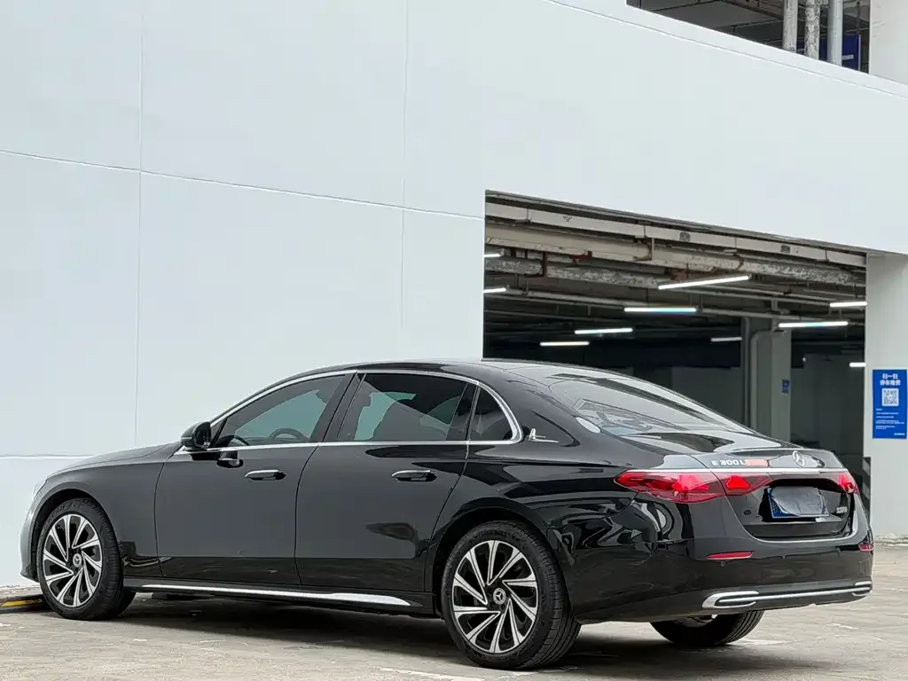 Mercedes-Benz E-Class 2025 из CN, фото 3