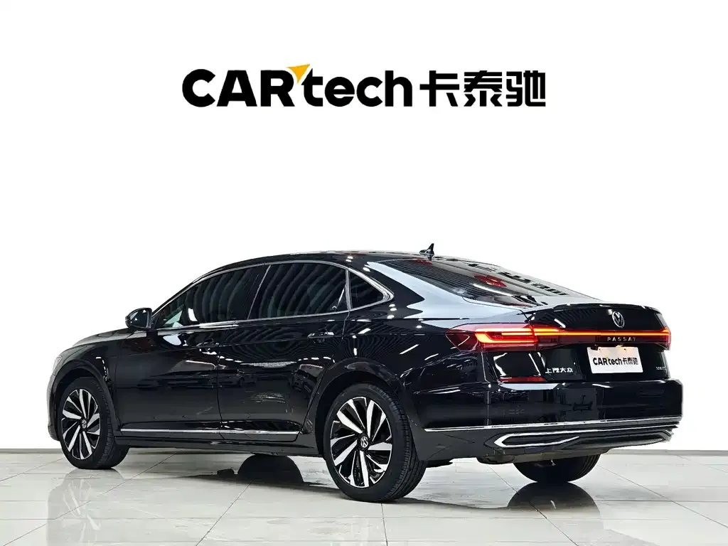 Volkswagen Passat — фото 7
