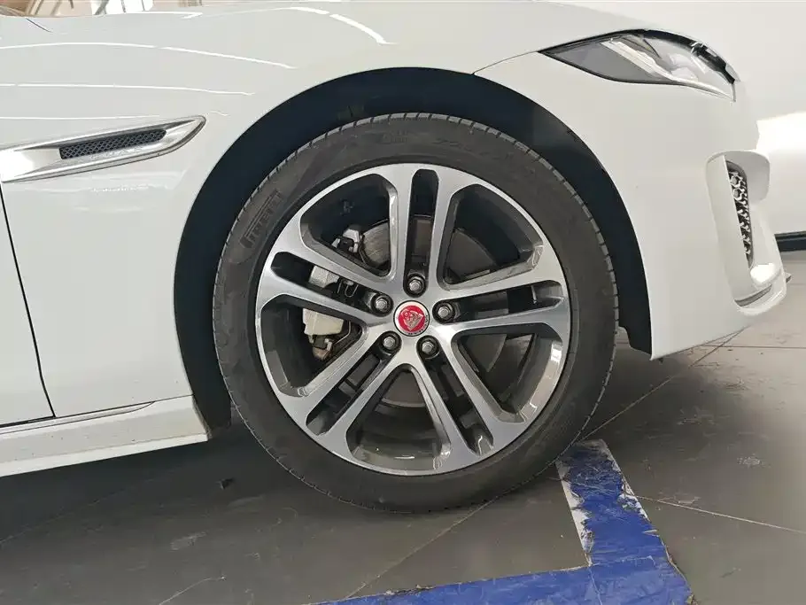 Jaguar XEL 2023 из CN, фото 3