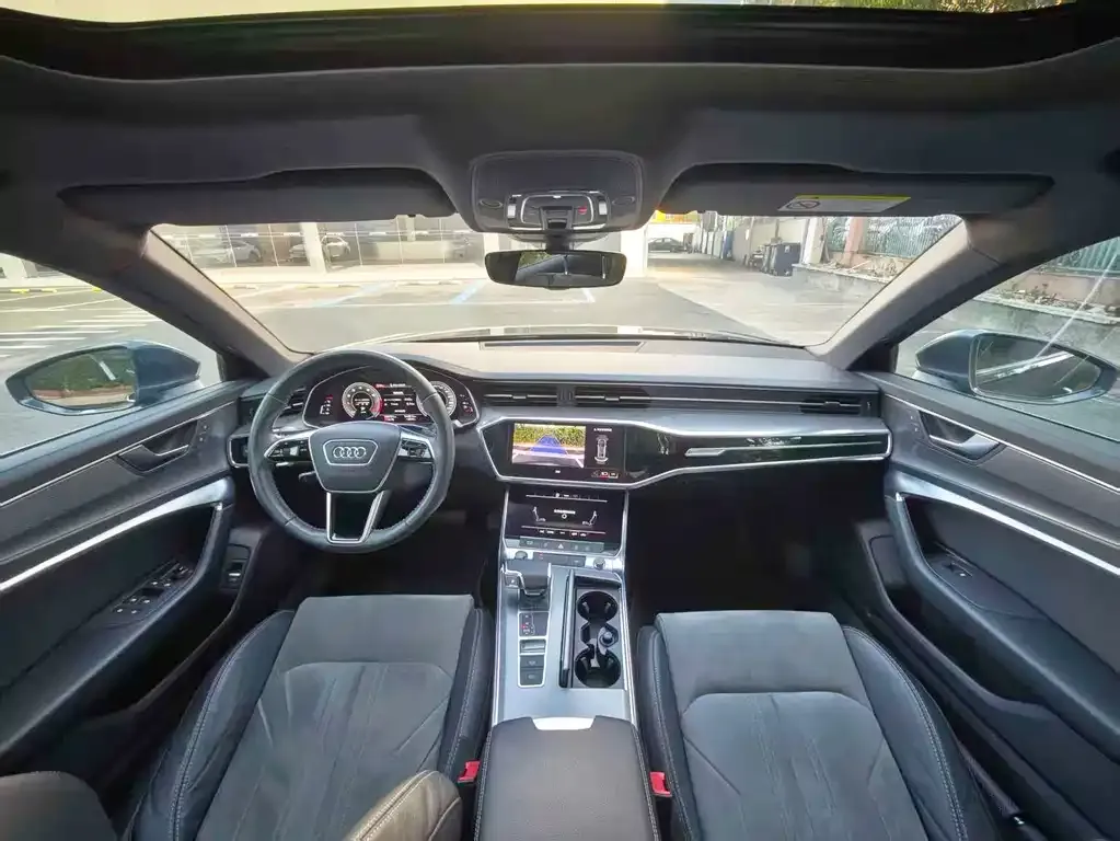 Audi A6L 2021 из CN, фото 2