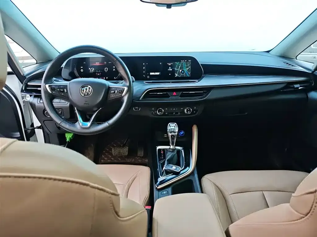 Buick GL6 2023 из CN, фото 2