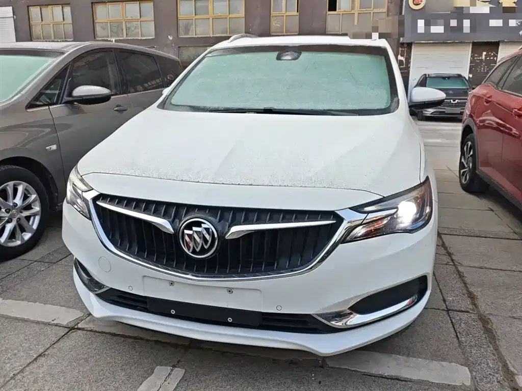 Buick GL6 2023 из CN, фото 8