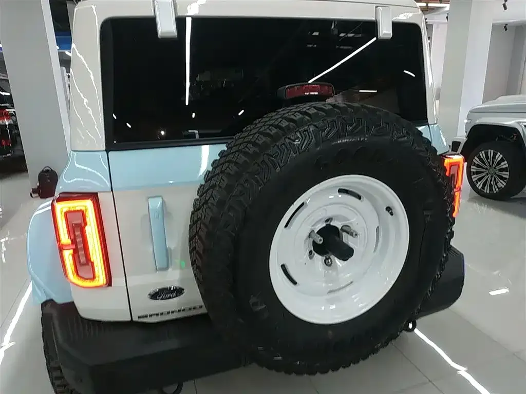 Ford Bronco 2024 из CN, фото 2