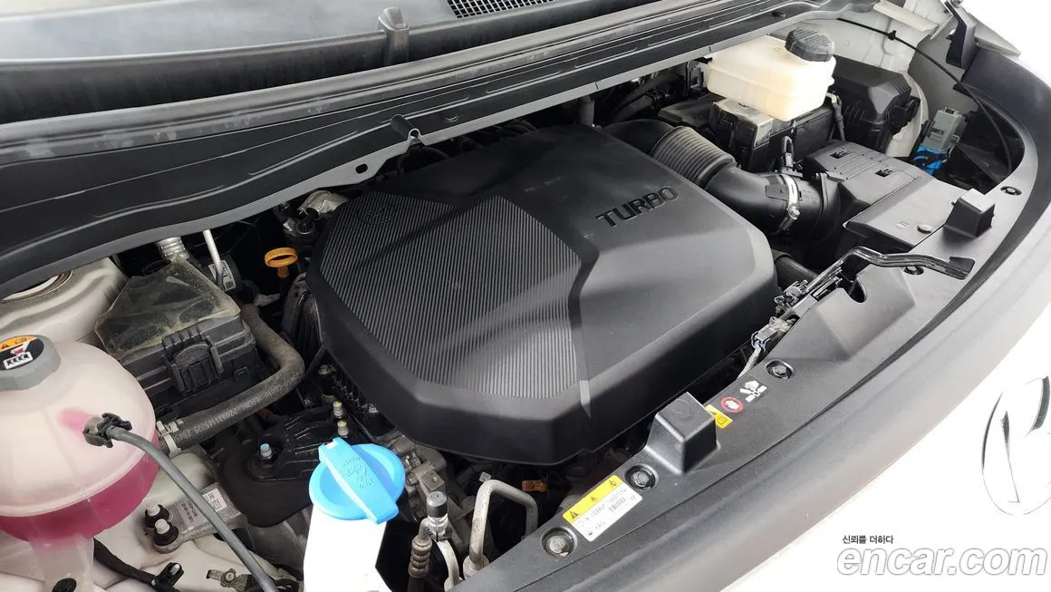 Hyundai Staria — фото 2