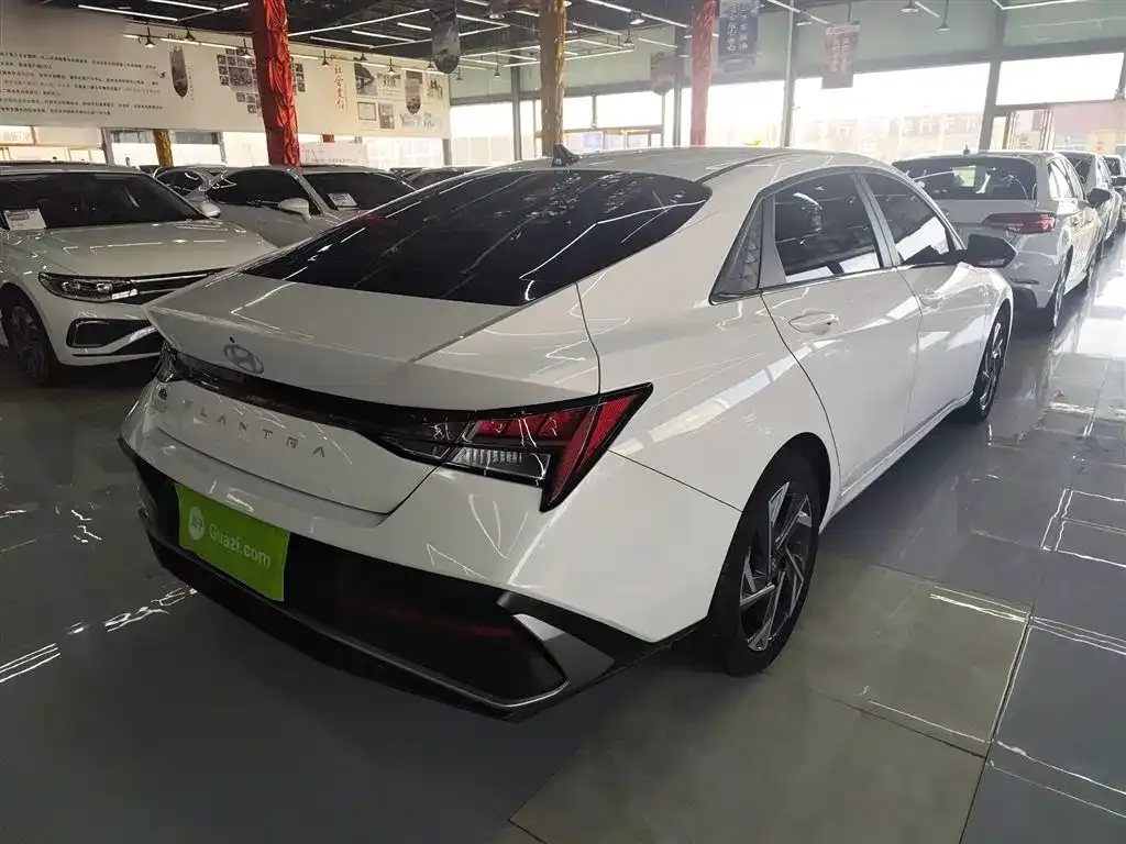Hyundai Elantra 2024 из CN, фото 7
