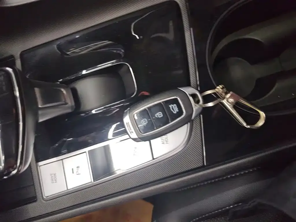 Hyundai Elantra 2024 из CN, фото 9