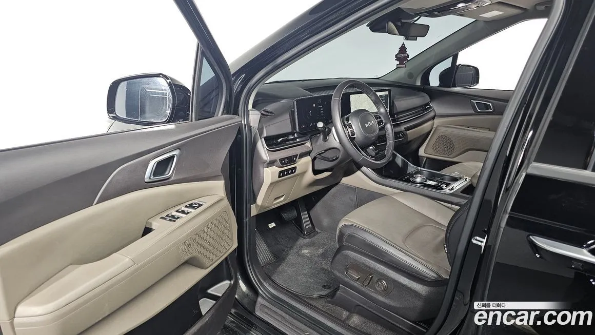 Kia Carnival — фото 10