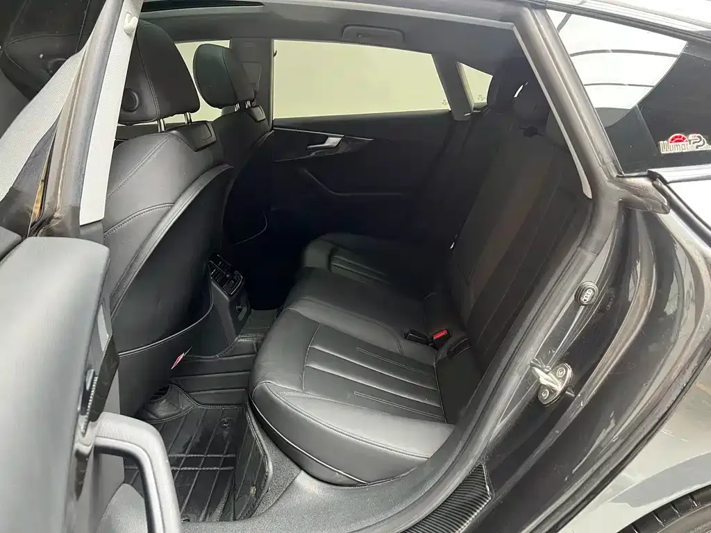 Audi A5 (Import) — фото 4