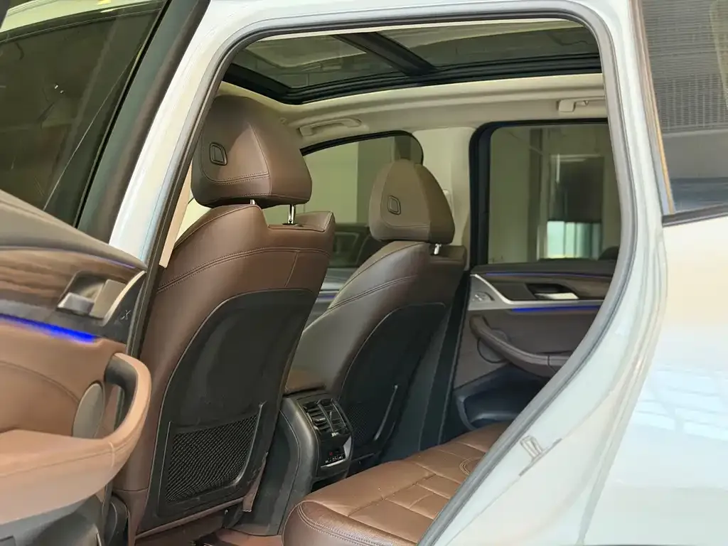 BMW X3 2021 из CN, фото 9
