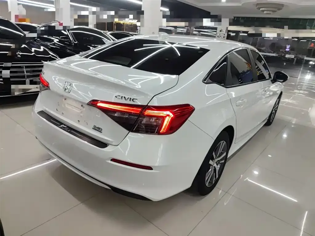 Honda Civic — фото 5