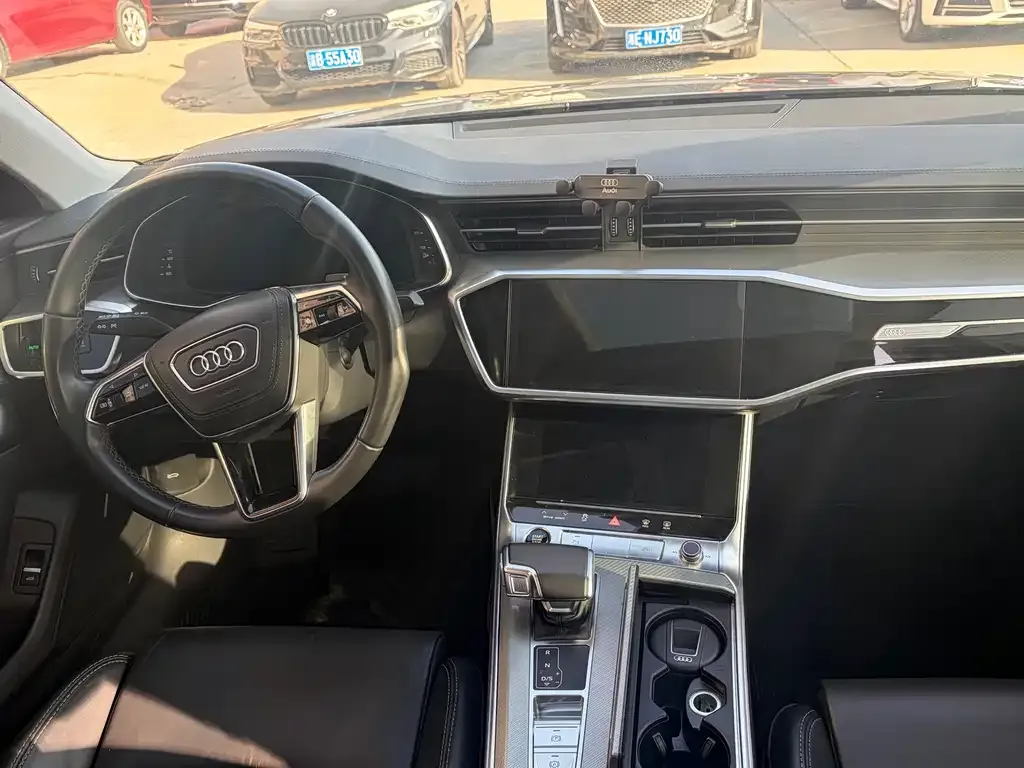 Audi A6L 2023 из CN, фото 8