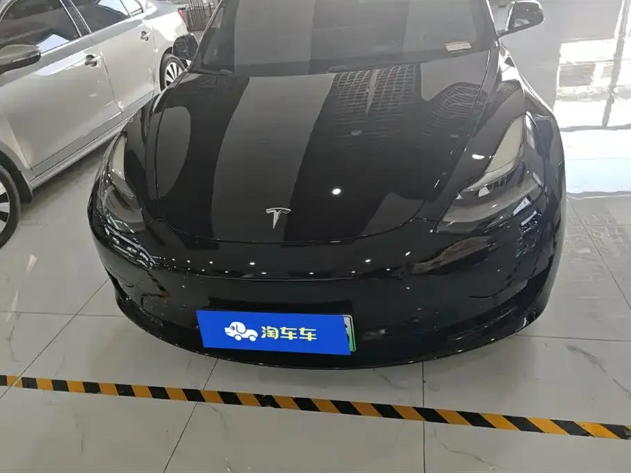 Tesla Model 3 — фото 2