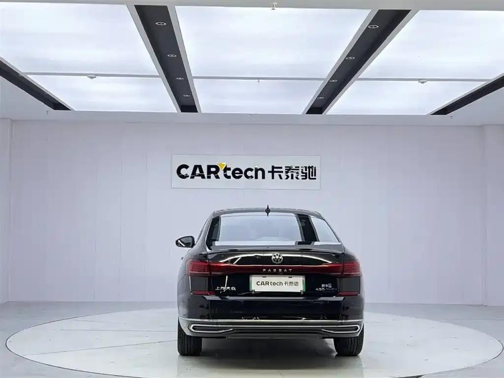Volkswagen Passat New Energy — фото 2