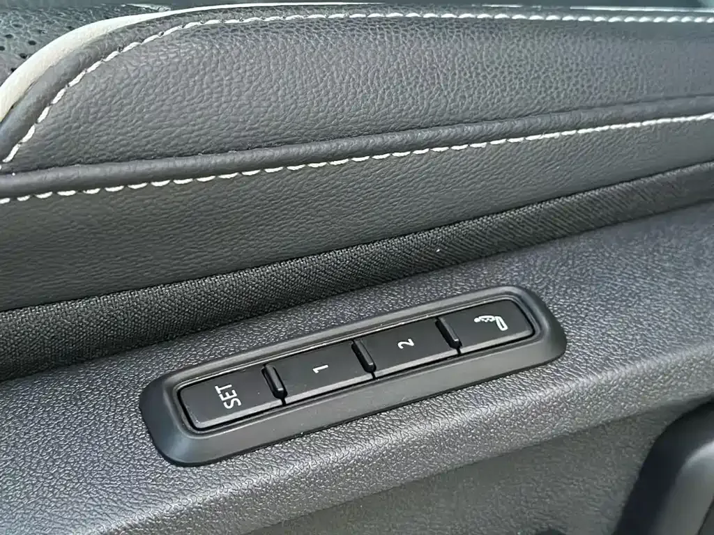 Volkswagen Passat 2021 из CN, фото 7