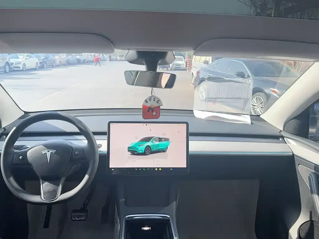 Tesla Model Y 2024 из CN, фото 4