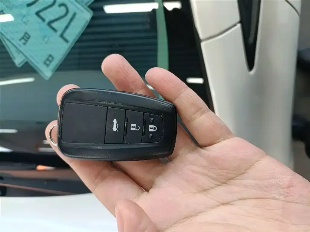 Toyota Corolla 2022 из CN, фото 3