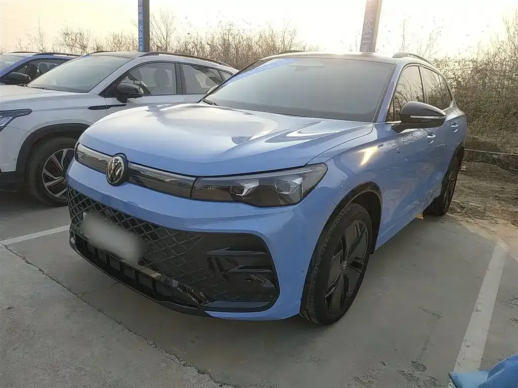 Volkswagen Tiguan L 2024 из CN, фото 1
