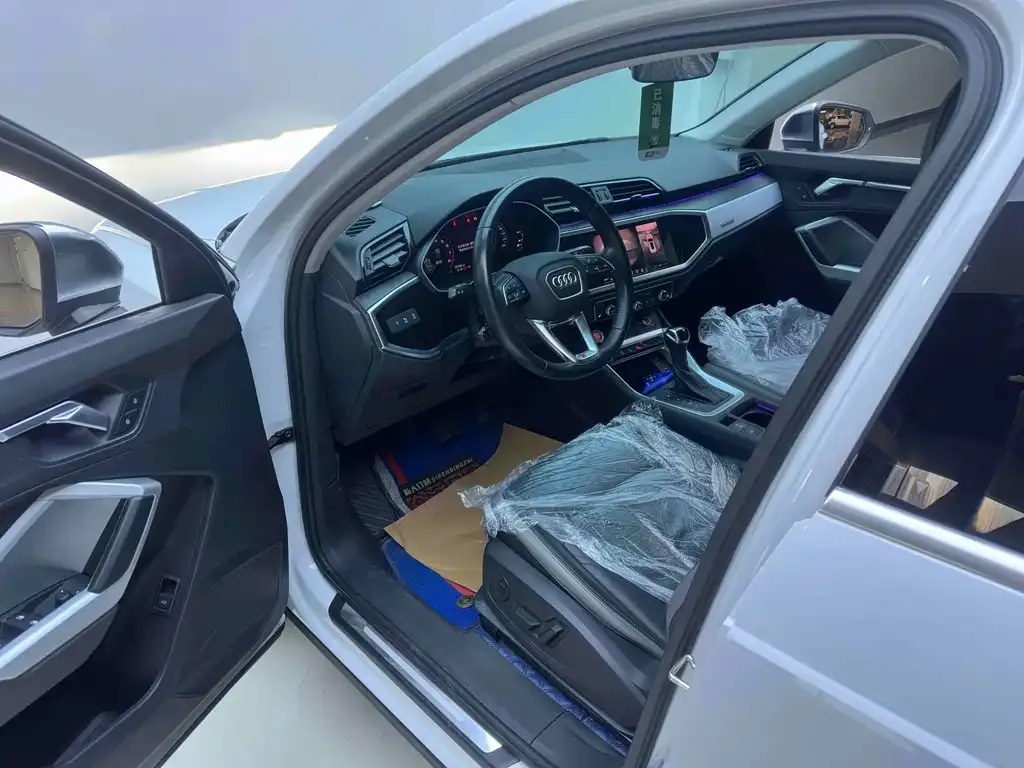 Audi Q3 2021 из CN, фото 9