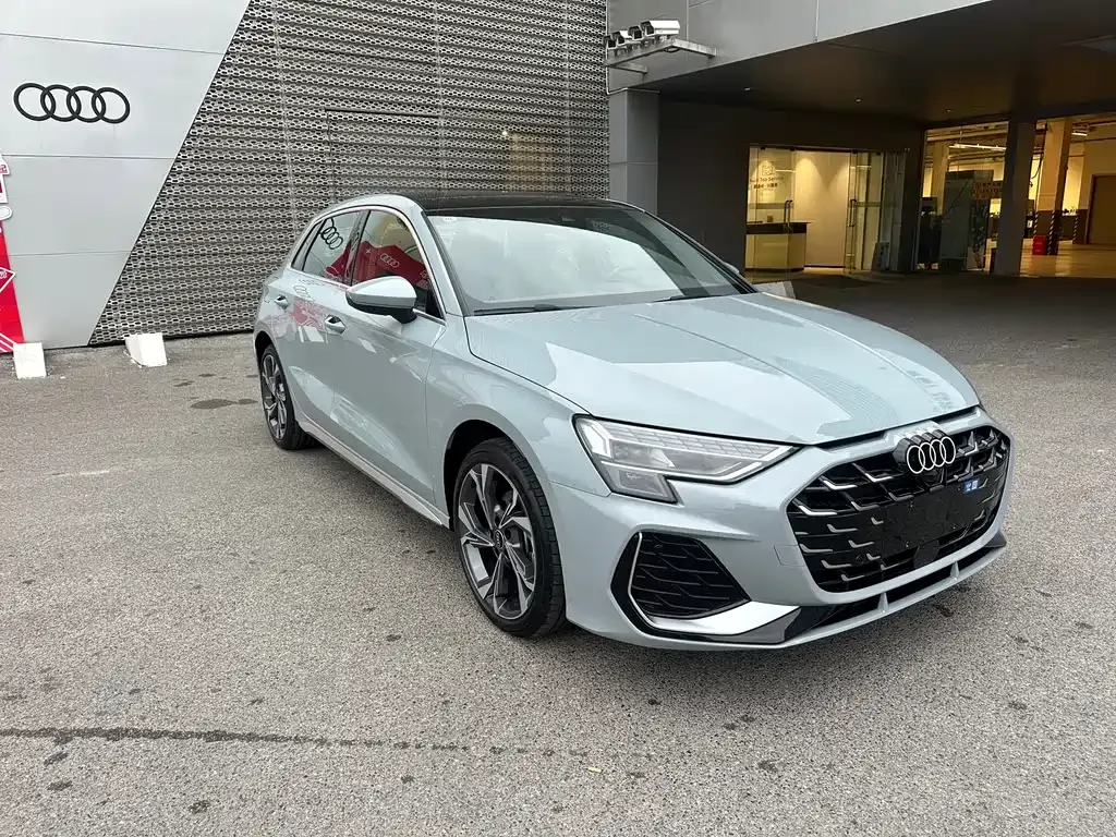 Audi A3 2024 из CN, фото 6