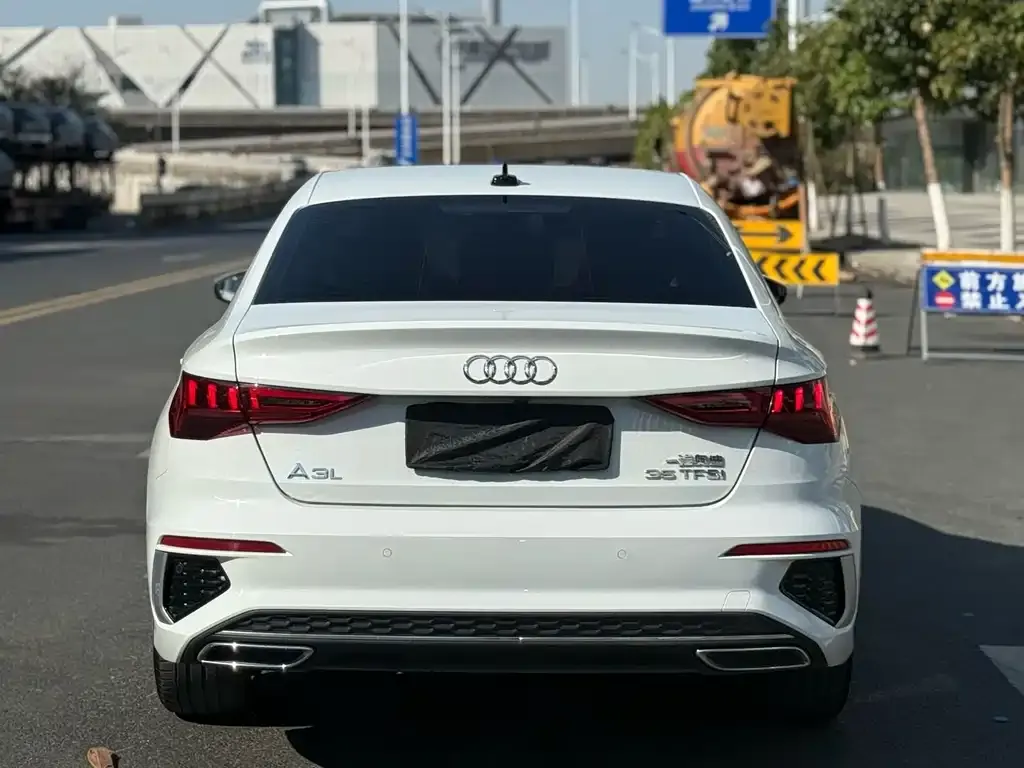 Audi A3 — фото 3