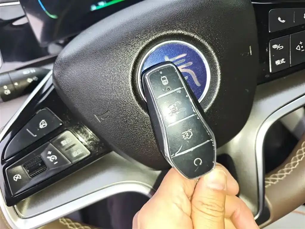 BYD Qin PLUS 2025 из CN, фото 4