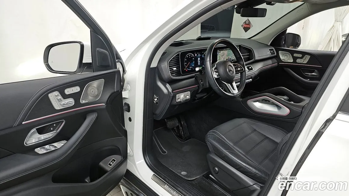 Mercedes-Benz GLE-Class — фото 10